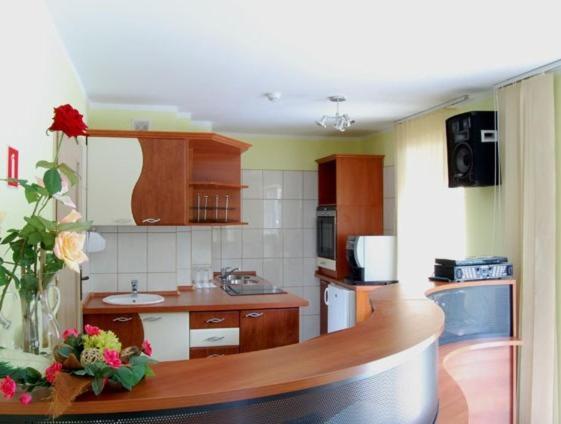 Pod Arkadami Hotel Дарволко Екстериор снимка